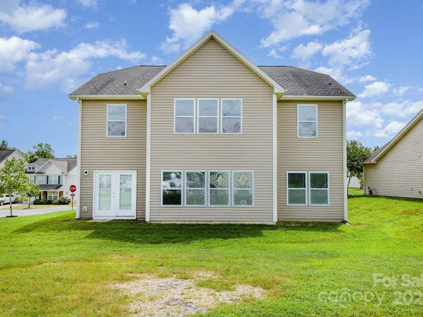 3225 Saddlebrook Drive, Midland, NC 28107.  MLS# CAR4295181, YatesRealty ID 34119. 