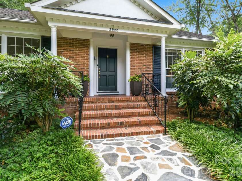 3900 Riverbend Road, Charlotte, NC 28210.  MLS# CAR4396469, YatesRealty ID 34119. 