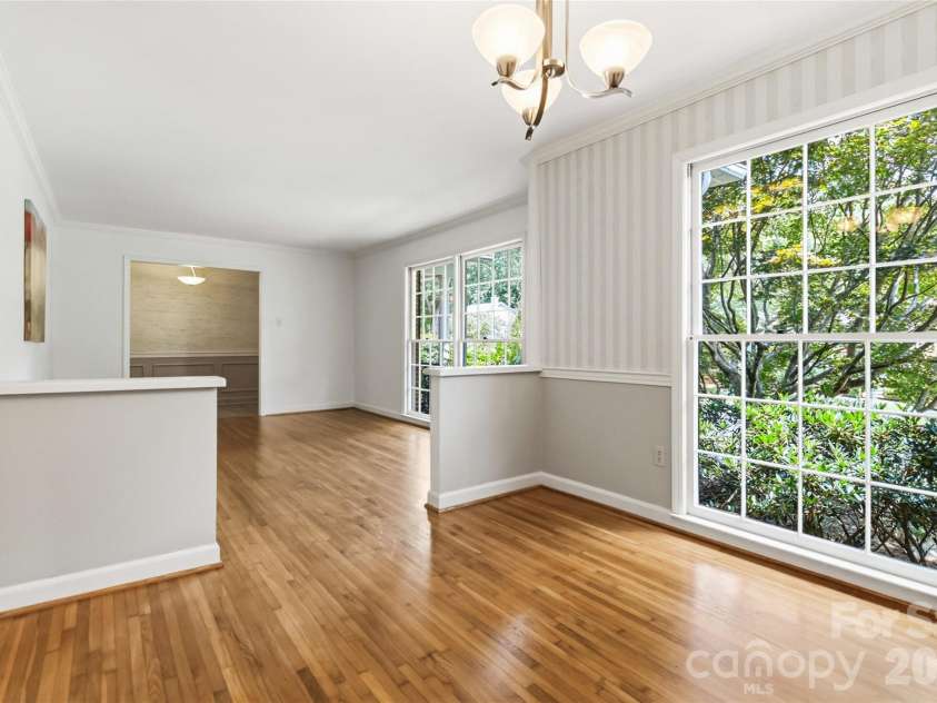 3900 Riverbend Road, Charlotte, NC 28210.  MLS# CAR4396469, YatesRealty ID 34119. 