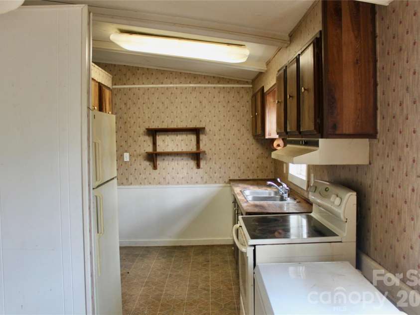 14 Irvin Road, Pisgah Forest, NC 28768.  MLS# CAR4349662, YatesRealty ID 3412. Kitchen. 