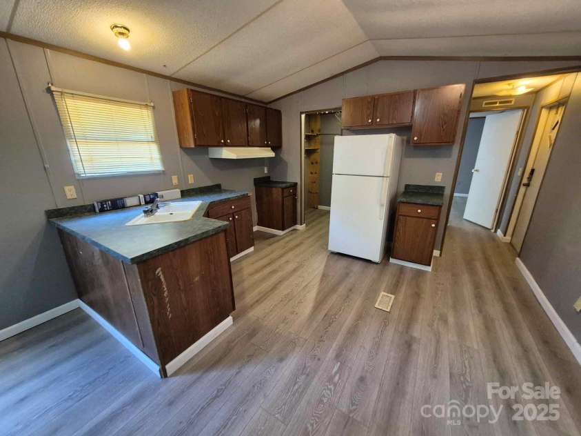 193 Teva Hollow Lane, Taylorsville, NC 28681.  MLS# CAR4294082, YatesRealty ID 34120. 