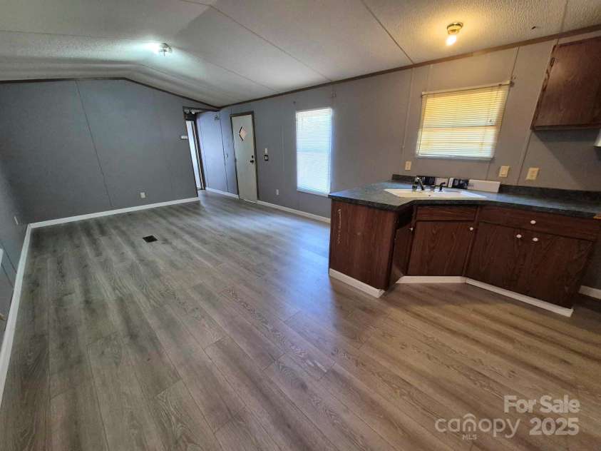 193 Teva Hollow Lane, Taylorsville, NC 28681.  MLS# CAR4294082, YatesRealty ID 34120. 