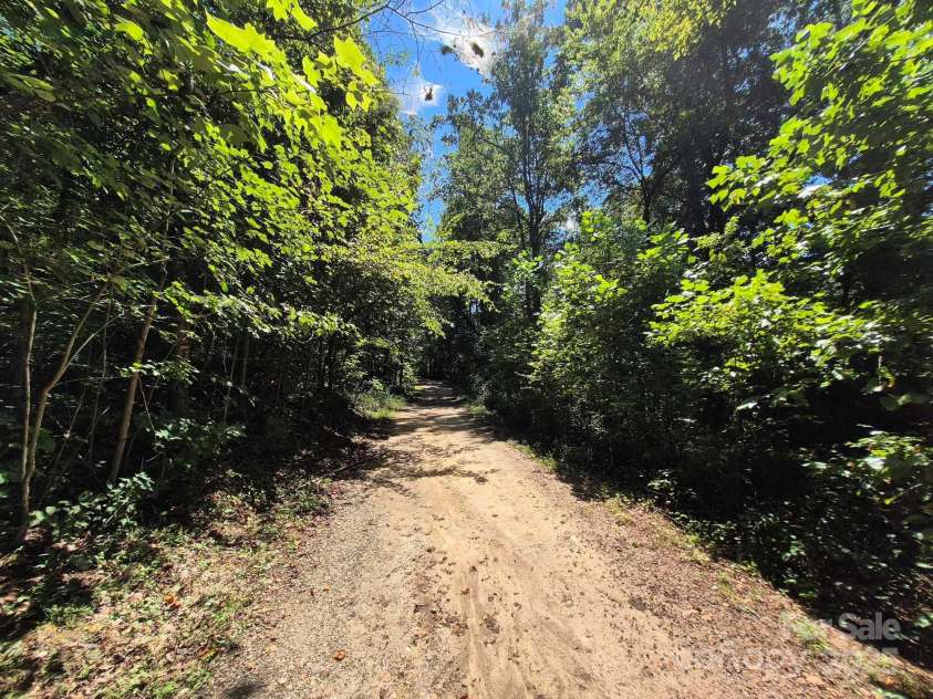 193 Teva Hollow Lane, Taylorsville, NC 28681.  MLS# CAR4294082, YatesRealty ID 34120. 