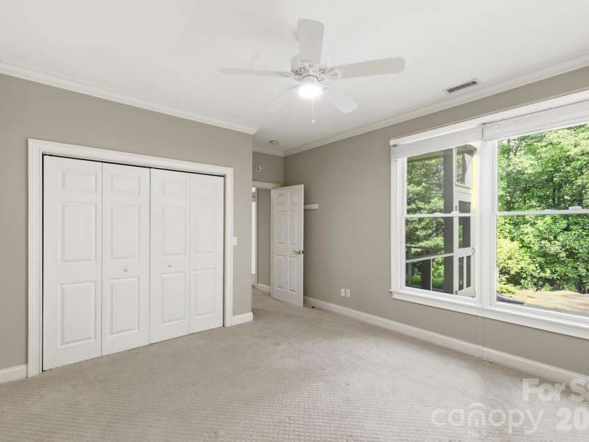 169 Camptown Road, Brevard, NC 28712.  MLS# CAR4387417, YatesRealty ID 34121. 
