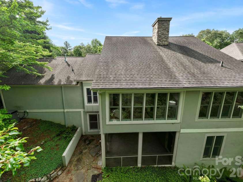 169 Camptown Road, Brevard, NC 28712.  MLS# CAR4387417, YatesRealty ID 34121. 