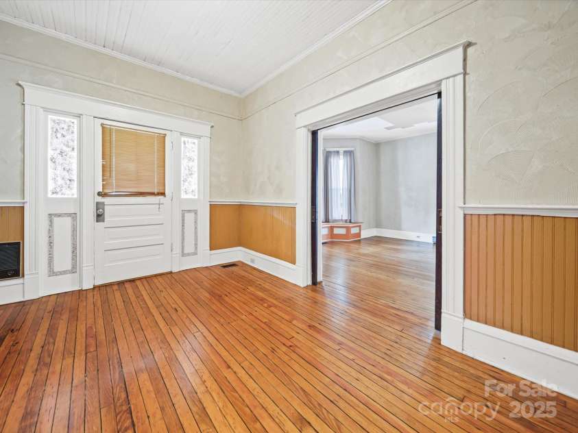 321 Main Street, Morven, NC 28119.  MLS# CAR4287589, YatesRealty ID 34122. 