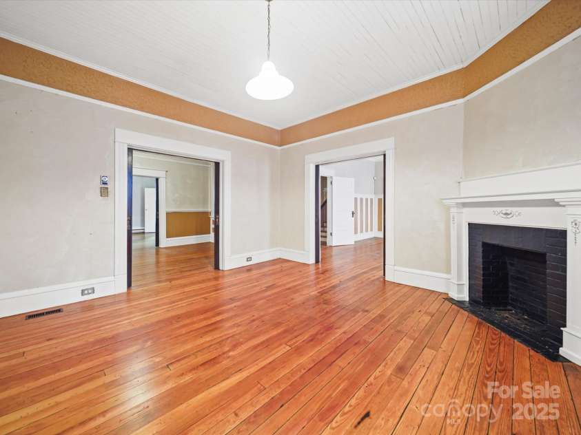 321 Main Street, Morven, NC 28119.  MLS# CAR4287589, YatesRealty ID 34122. 