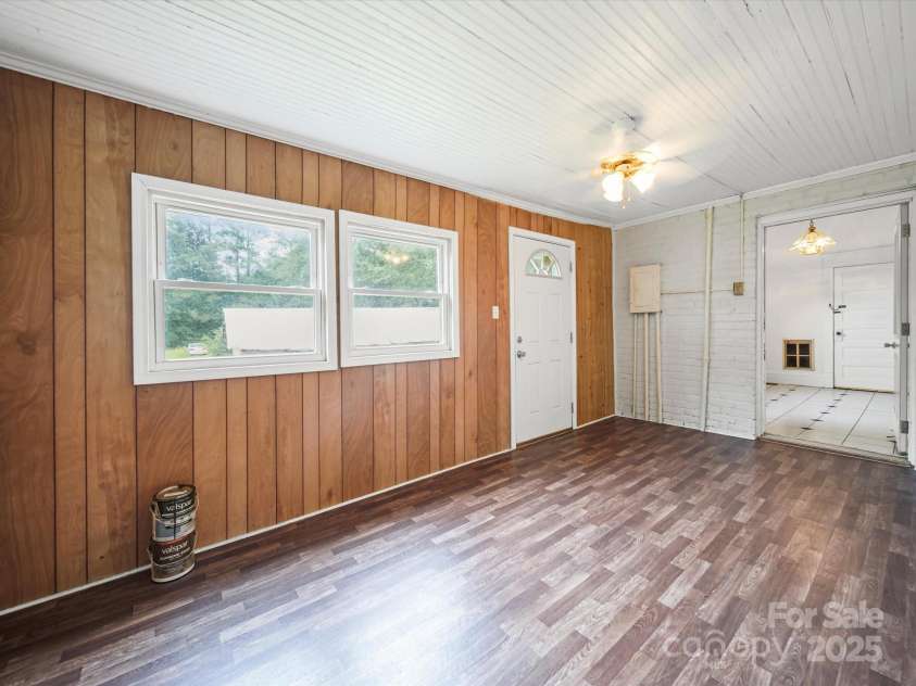 321 Main Street, Morven, NC 28119.  MLS# CAR4287589, YatesRealty ID 34122. 