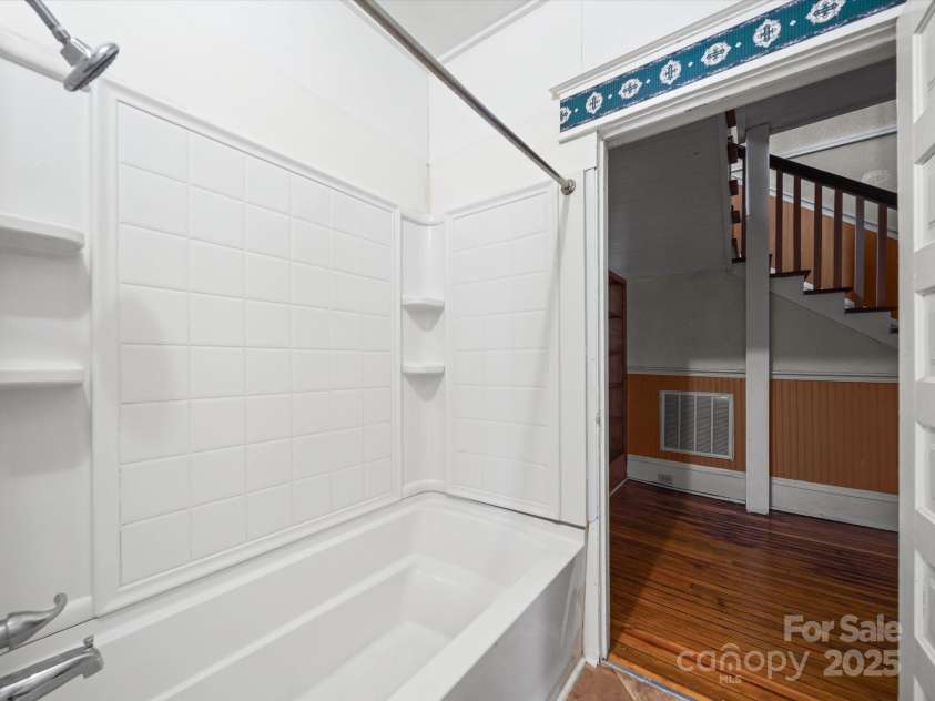 321 Main Street, Morven, NC 28119.  MLS# CAR4287589, YatesRealty ID 34122. 