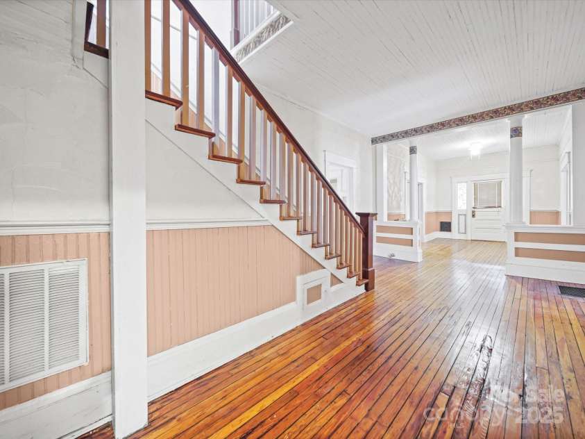 321 Main Street, Morven, NC 28119.  MLS# CAR4287589, YatesRealty ID 34122. 