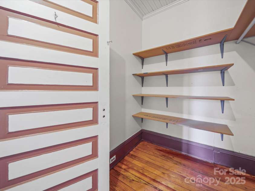 321 Main Street, Morven, NC 28119.  MLS# CAR4287589, YatesRealty ID 34122. 