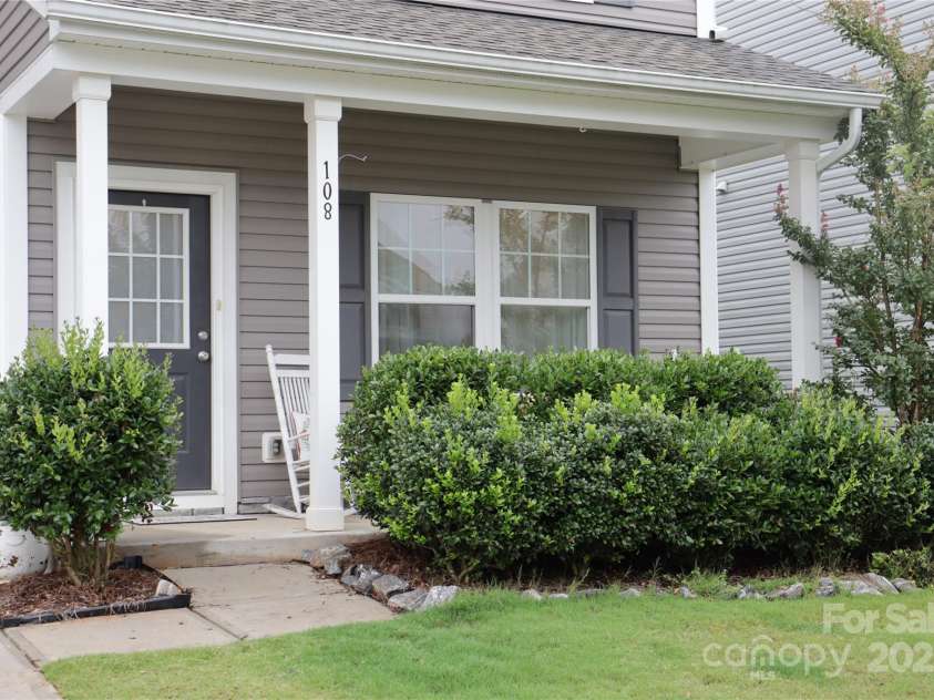 108 Fairfield Drive, Troutman, NC 28166.  MLS# CAR4289512, YatesRealty ID 34124. 