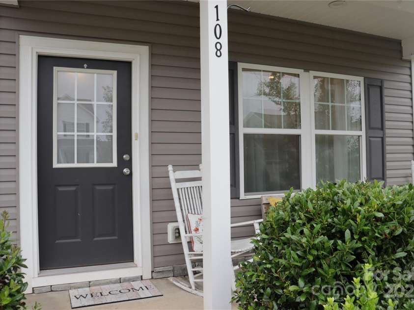 108 Fairfield Drive, Troutman, NC 28166.  MLS# CAR4289512, YatesRealty ID 34124. 