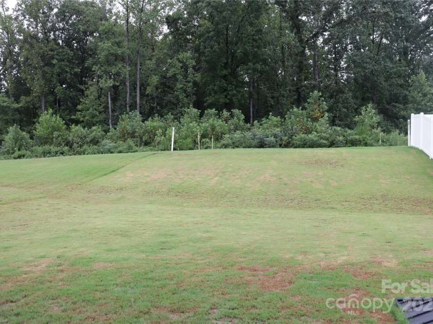 108 Fairfield Drive, Troutman, NC 28166.  MLS# CAR4289512, YatesRealty ID 34124. 