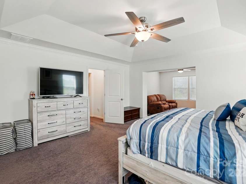 1578 Whitman Court, York, SC 29745.  MLS# CAR4247411, YatesRealty ID 34125. 