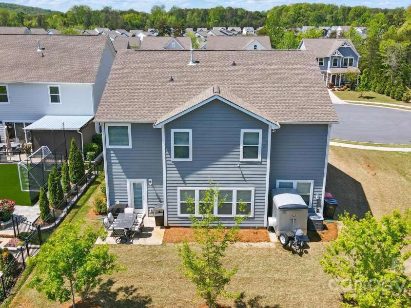 1578 Whitman Court, York, SC 29745.  MLS# CAR4247411, YatesRealty ID 34125. 