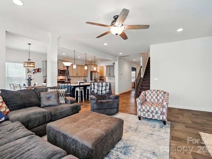 1578 Whitman Court, York, SC 29745.  MLS# CAR4247411, YatesRealty ID 34125. 