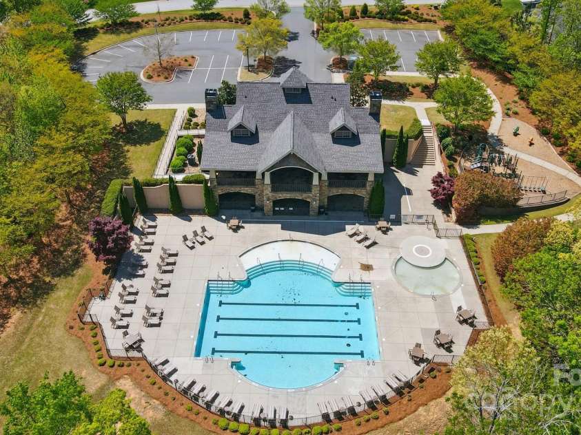 1578 Whitman Court, York, SC 29745.  MLS# CAR4247411, YatesRealty ID 34125. Community clubhouse with fitness center and pool