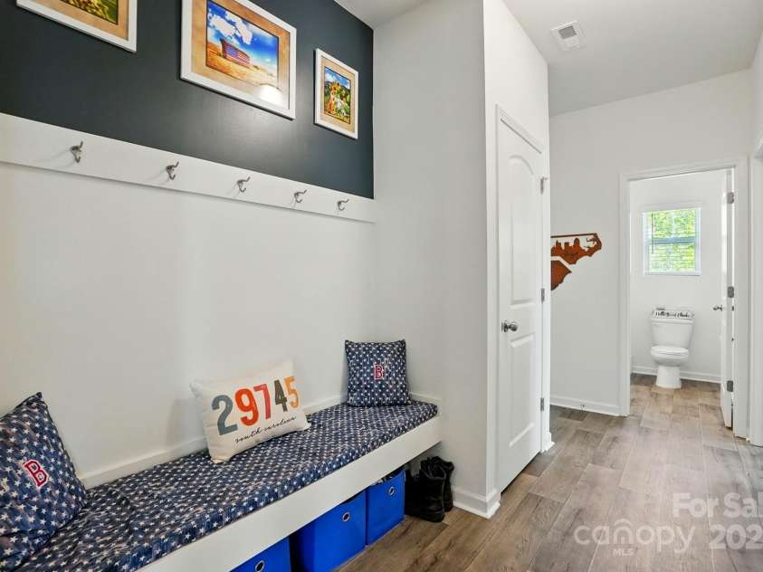 1578 Whitman Court, York, SC 29745.  MLS# CAR4247411, YatesRealty ID 34125. Drop zone just off the garage entrance.