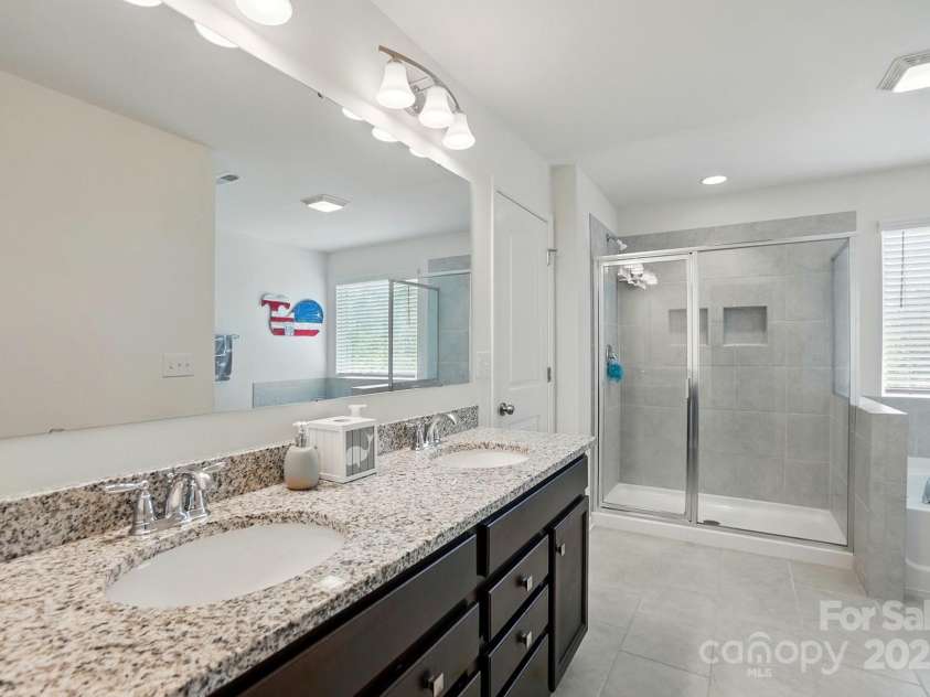 1578 Whitman Court, York, SC 29745.  MLS# CAR4247411, YatesRealty ID 34125. Primary bath.