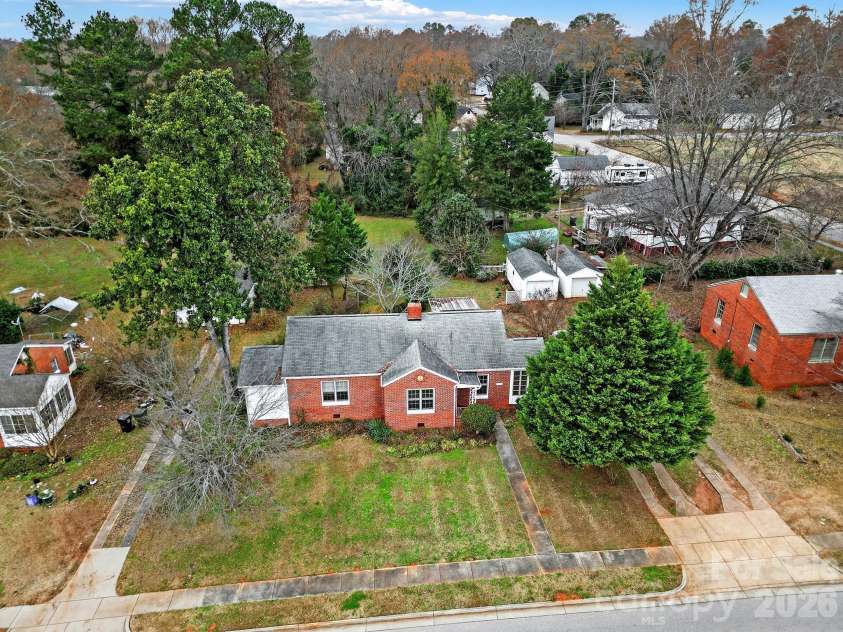 951 Cedar Street, Rock Hill, SC 29730.  MLS# CAR4398031, YatesRealty ID 34126. 