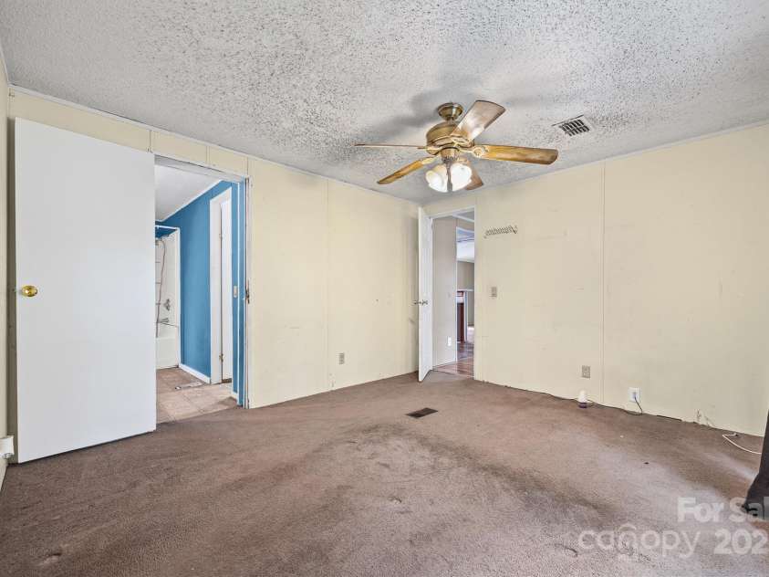 189 Schoolside Drive, Rock Hill, SC 29730.  MLS# CAR4293748, YatesRealty ID 34130. 