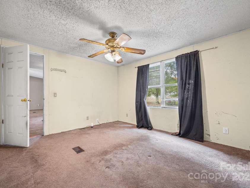 189 Schoolside Drive, Rock Hill, SC 29730.  MLS# CAR4293748, YatesRealty ID 34130. 