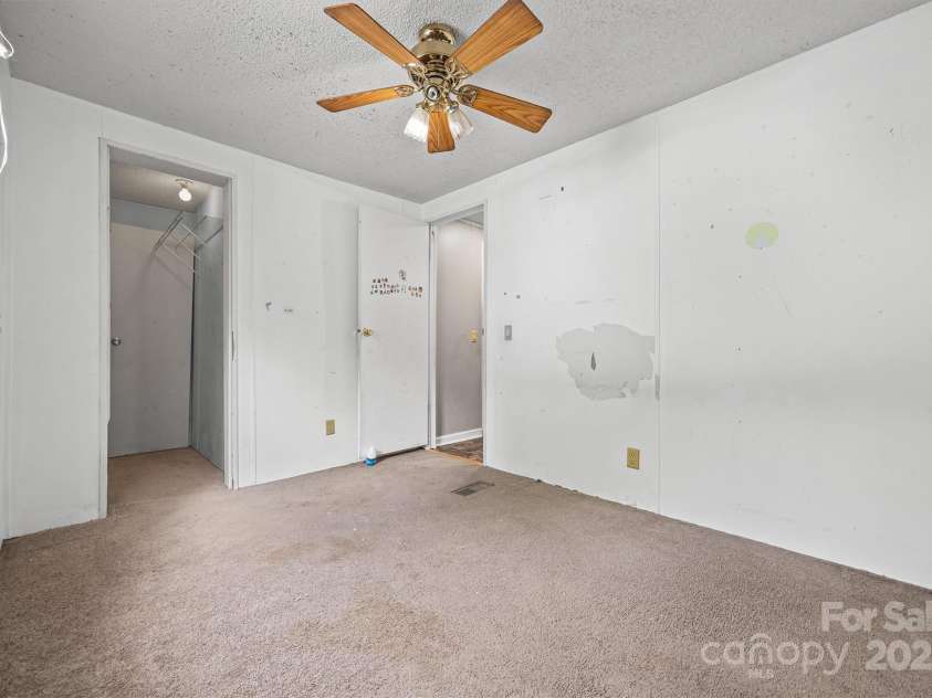 189 Schoolside Drive, Rock Hill, SC 29730.  MLS# CAR4293748, YatesRealty ID 34130. Bedroom