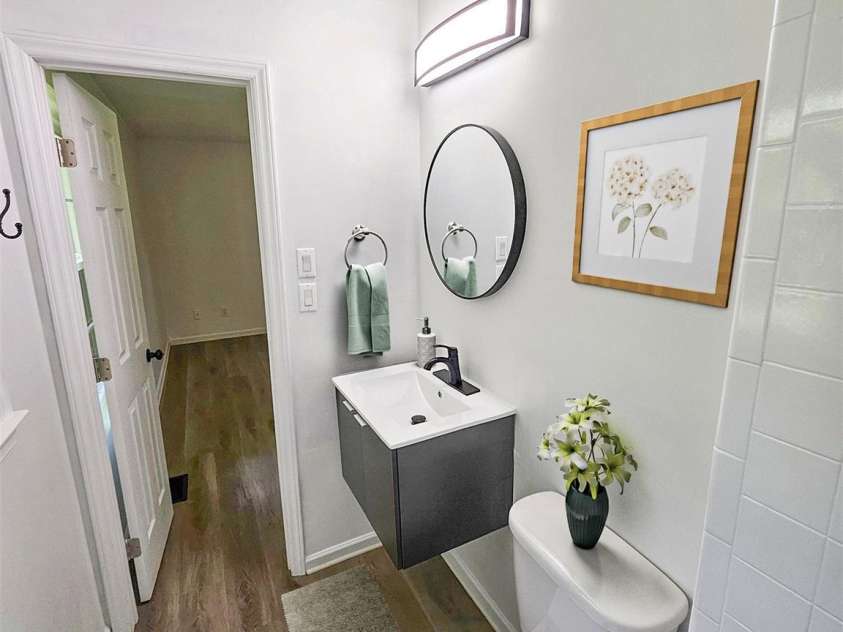 1109 Reid Harkey Road, Matthews, NC 28105.  MLS# CAR4253944, YatesRealty ID 34131. 