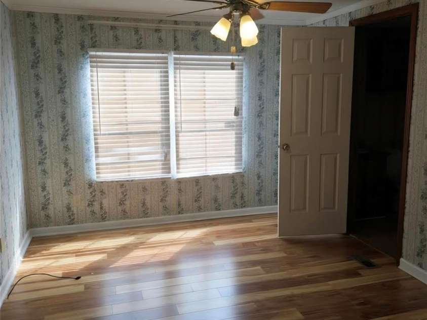 1395 Cape Hickory Road, Hickory, NC 28601.  MLS# CAR4394220, YatesRealty ID 34131. 3rd bedroom