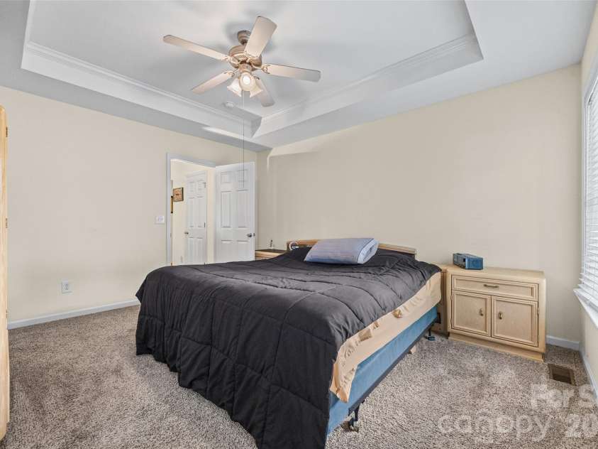 509 Kittiewake Lane, Clover, SC 29710.  MLS# CAR4383859, YatesRealty ID 34132. Trey ceiling in master bedroom