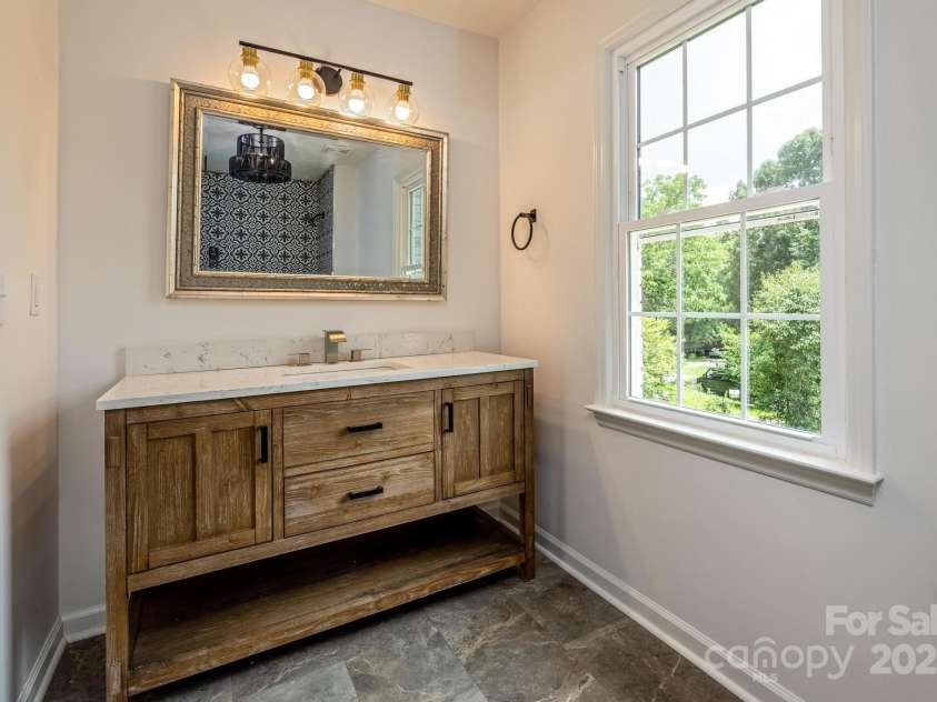 8337 Norcroft Drive, Charlotte, NC 28269.  MLS# CAR4275971, YatesRealty ID 34132. 