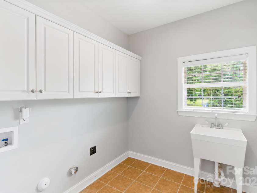 8622 Lower Rocky River Road, Concord, NC 28025.  MLS# CAR4262866, YatesRealty ID 34133. 