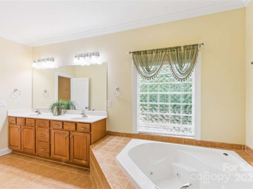 8622 Lower Rocky River Road, Concord, NC 28025.  MLS# CAR4262866, YatesRealty ID 34133. 