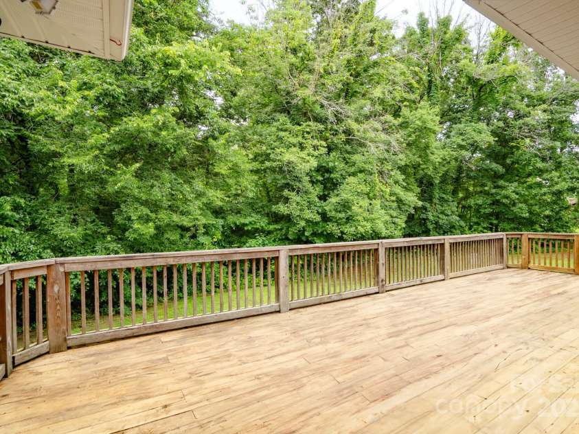 8622 Lower Rocky River Road, Concord, NC 28025.  MLS# CAR4262866, YatesRealty ID 34133. 