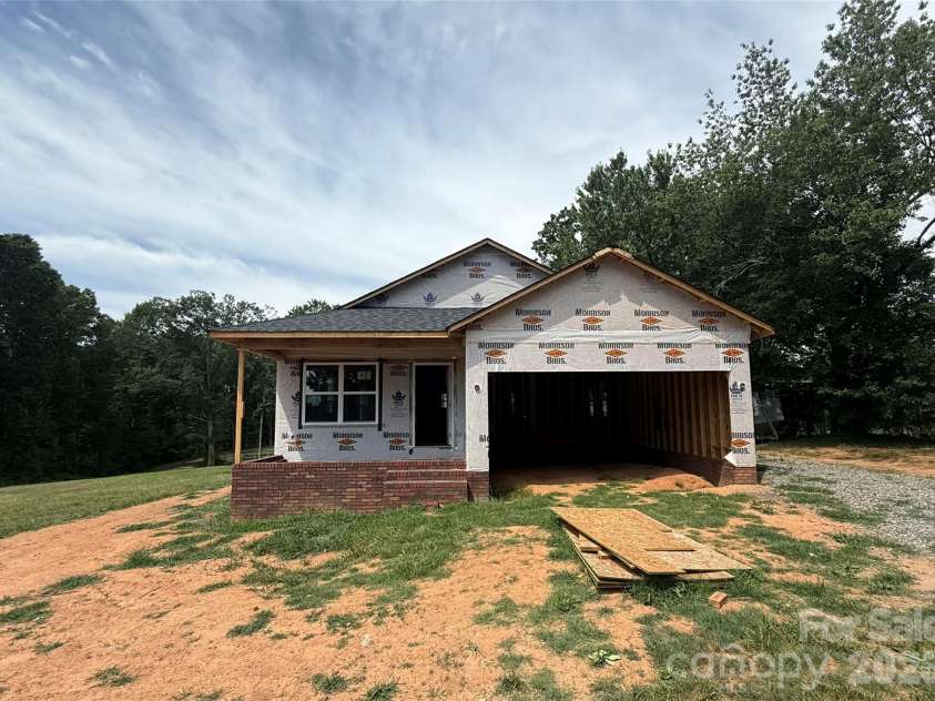 114 Morrow Farm Road, Statesville, NC 28677.  MLS# CAR4397731, YatesRealty ID 34134. 