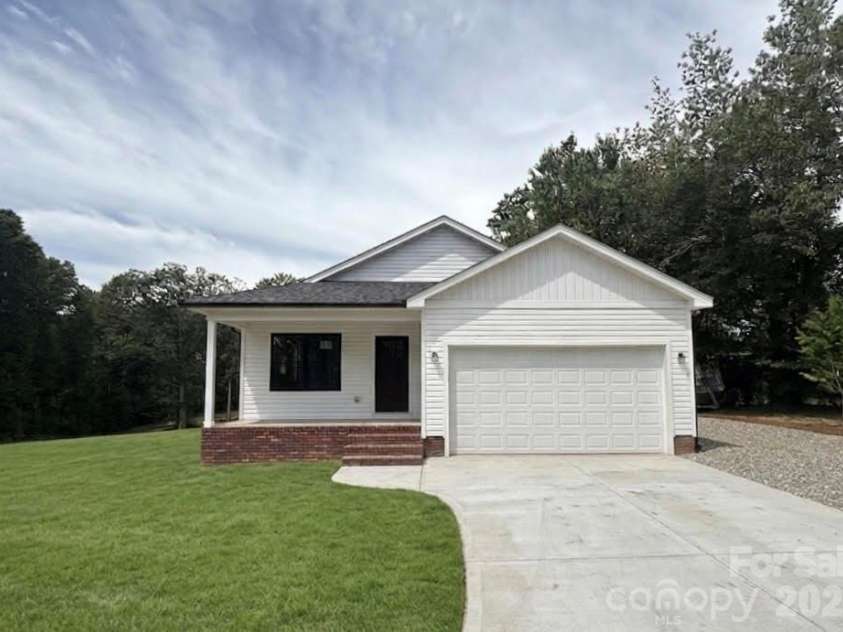 114 Morrow Farm Road, Statesville, NC 28677.  MLS# CAR4397731, YatesRealty ID 34134. AI GENERATED! 