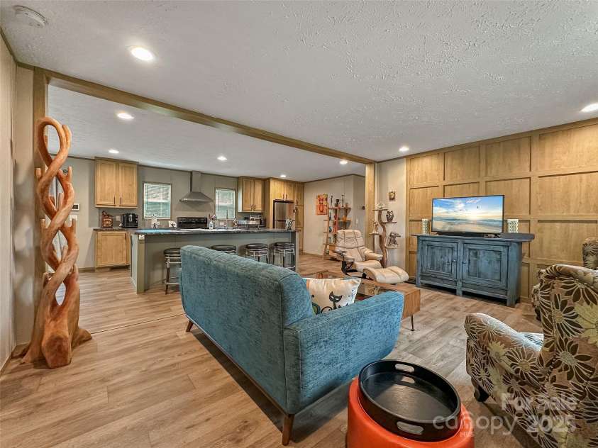 624 Legion Road, Lenoir, NC 28645.  MLS# CAR4294315, YatesRealty ID 34136. 