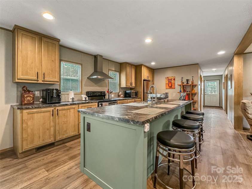 624 Legion Road, Lenoir, NC 28645.  MLS# CAR4294315, YatesRealty ID 34136. 