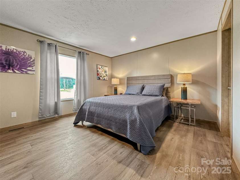 624 Legion Road, Lenoir, NC 28645.  MLS# CAR4294315, YatesRealty ID 34136. 