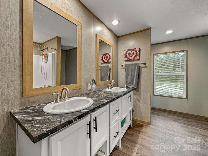 624 Legion Road, Lenoir, NC 28645.  MLS# CAR4294315, YatesRealty ID 34136. 