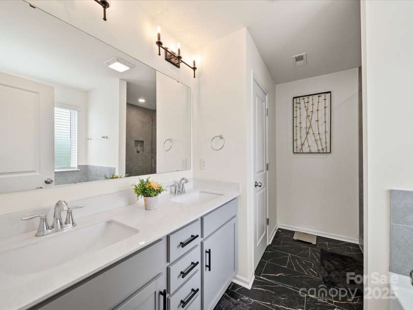 10096 Jack Nicklaus Drive, Lancaster, SC 29720.  MLS# CAR4290896, YatesRealty ID 34137. 