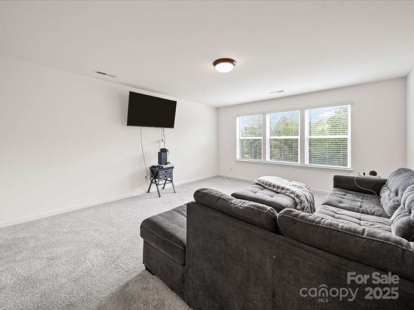 10096 Jack Nicklaus Drive, Lancaster, SC 29720.  MLS# CAR4290896, YatesRealty ID 34137. 