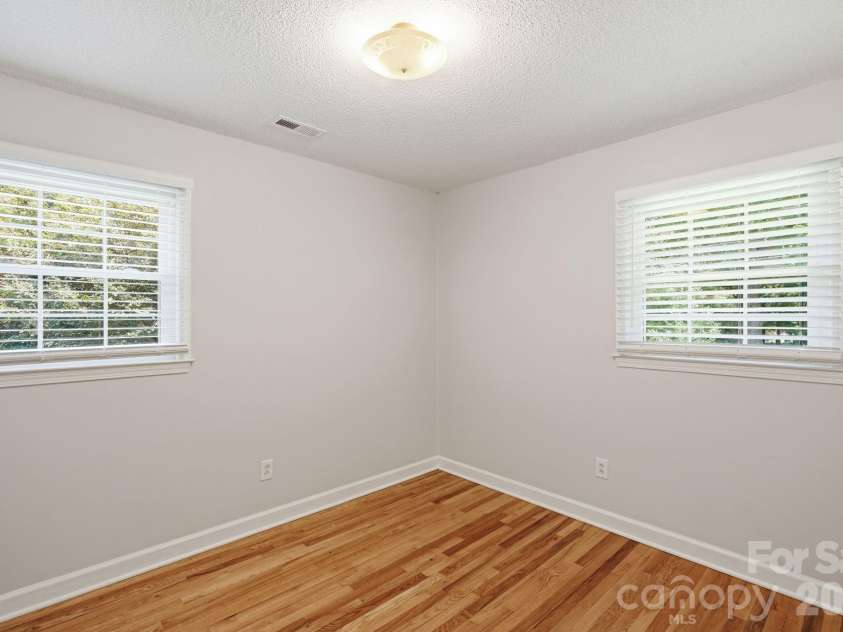 218 Drye Lane, Matthews, NC 28104.  MLS# CAR4394869, YatesRealty ID 34139. 