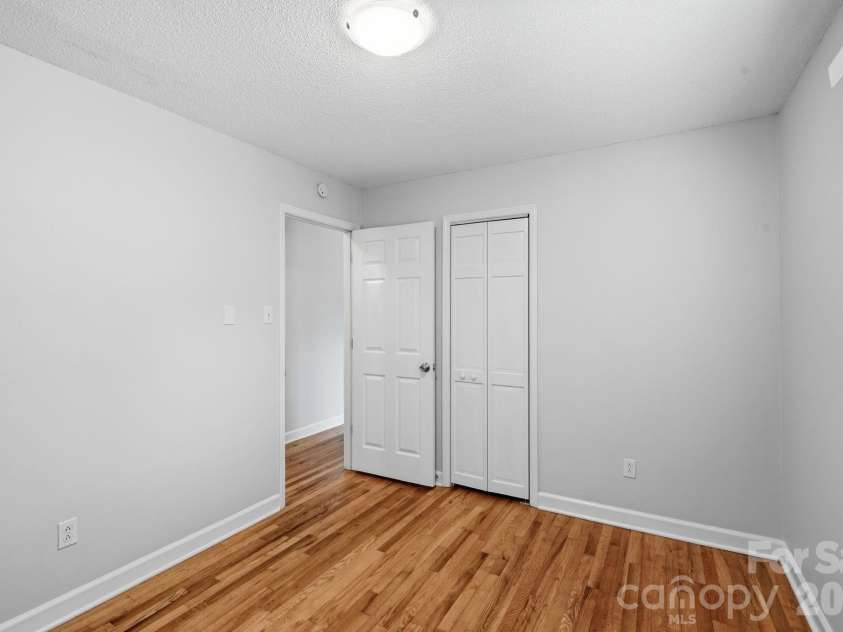 218 Drye Lane, Matthews, NC 28104.  MLS# CAR4394869, YatesRealty ID 34139. 