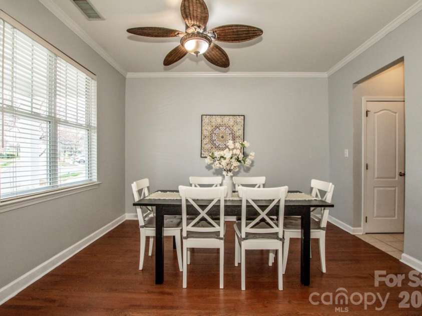 18714 Ramsey Cove Drive, Cornelius, NC 28031.  MLS# CAR4350743, YatesRealty ID 3414. Flex Space: Office, Playroom, Or Dining Rm
