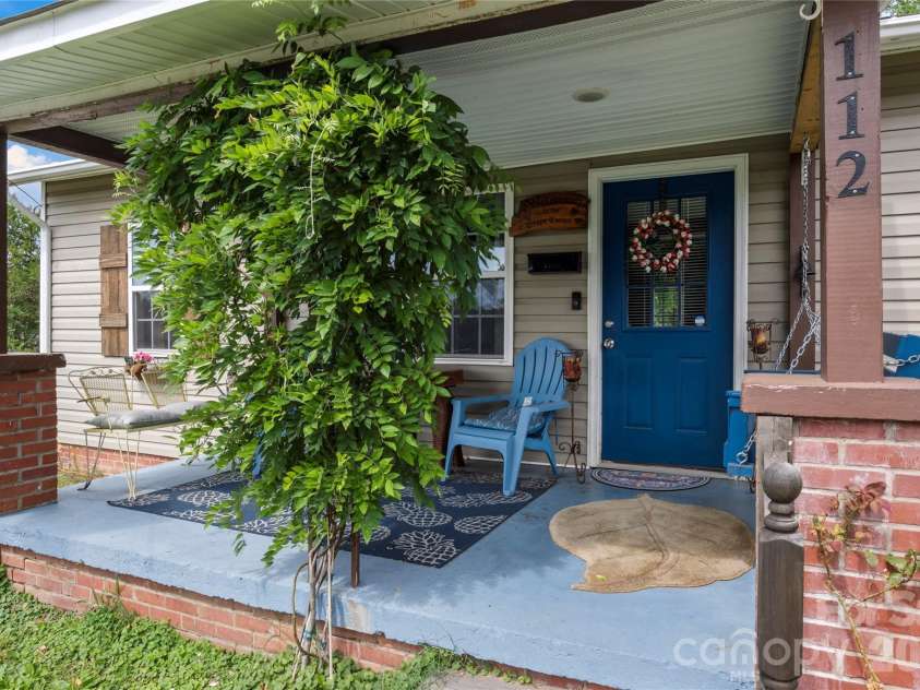 112 Hillcrest Street, Jonesville, NC 28642.  MLS# CAR4392397, YatesRealty ID 34140. 