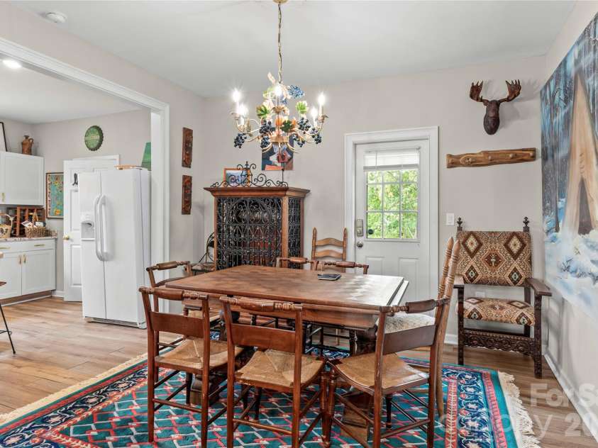 112 Hillcrest Street, Jonesville, NC 28642.  MLS# CAR4392397, YatesRealty ID 34140. 