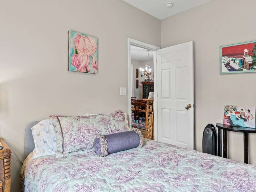 112 Hillcrest Street, Jonesville, NC 28642.  MLS# CAR4392397, YatesRealty ID 34140. 
