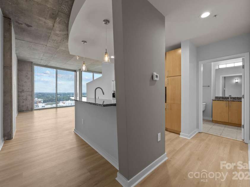 210 Church Street Street, Charlotte, NC 28202.  MLS# CAR4288986, YatesRealty ID 34143. 